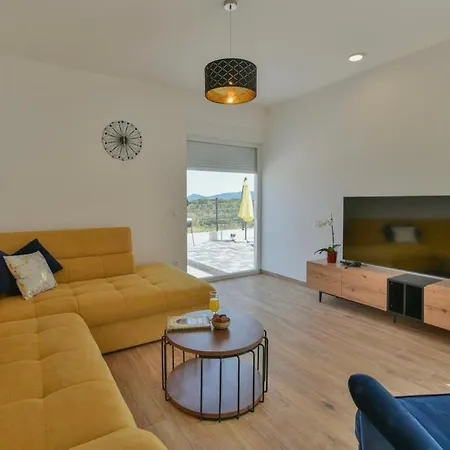 Silente Villa *
